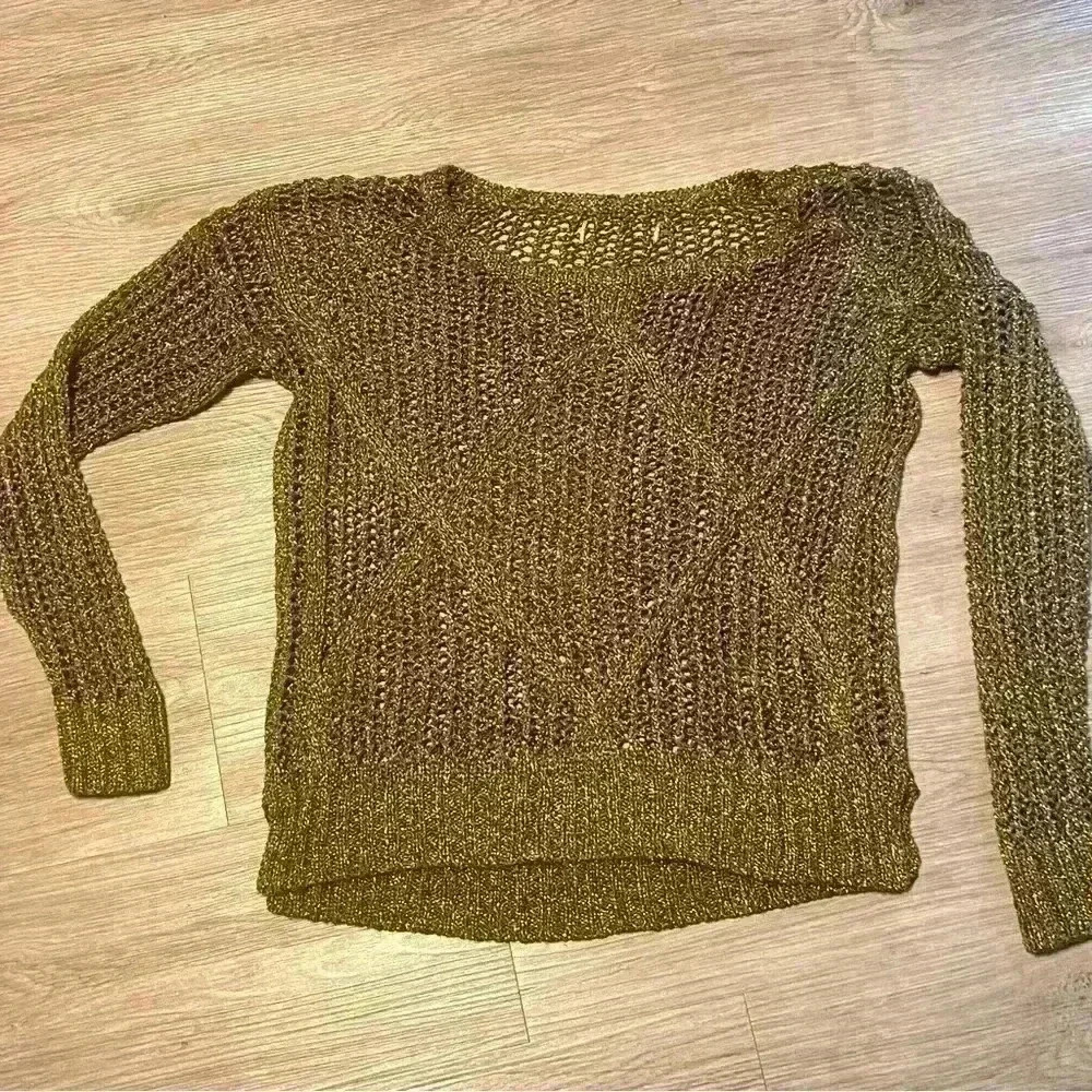 Knitted Round neck mesh Sweather size Small
